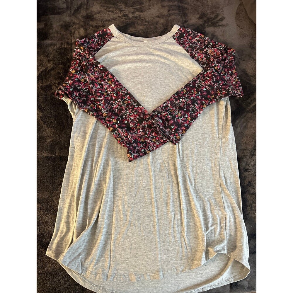 Lularoe randy grey with black floral sleeve size L large